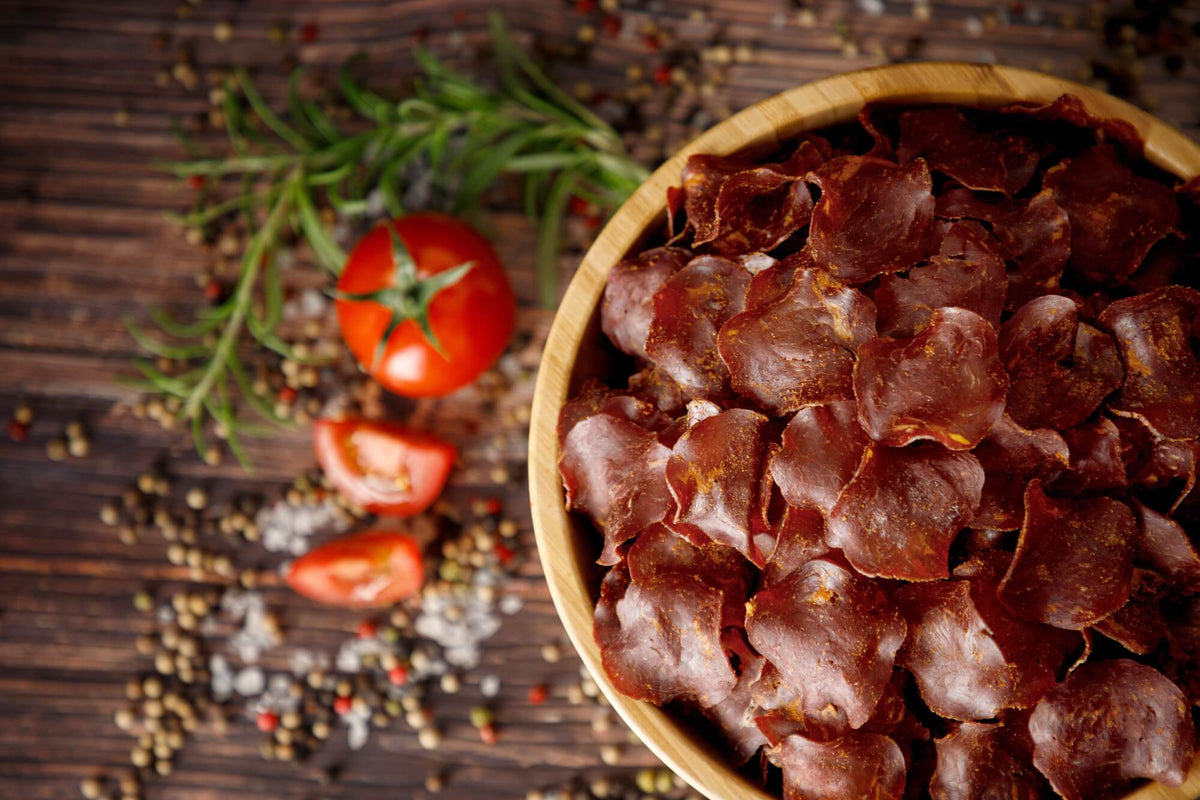 Knackige Craftsman Beef Chips, knusprig und lecker, fein gewürzt, Trockenfleisch aus Bayern, Dörrfleisch, Rindfleisch Jerky Chips
